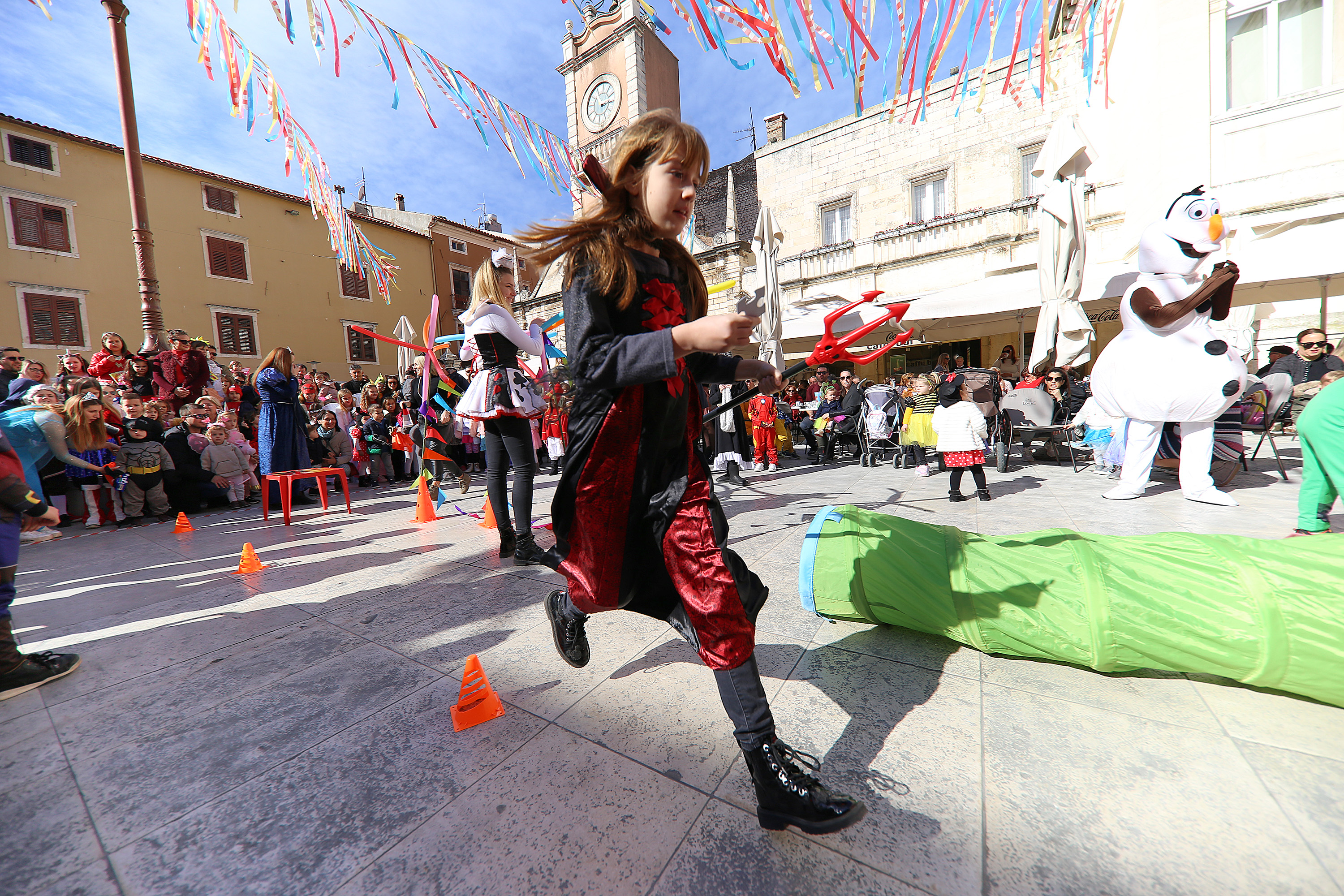 “Šareni Maskograd”: Dječji karneval na Narodnom trgu