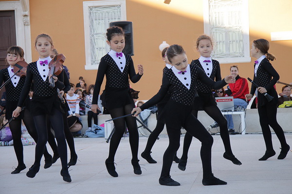 Svjetski dan plesa: Go Out and Dance! na Forumu Svjetski dan plesa: Go Out and Dance! na Forumu