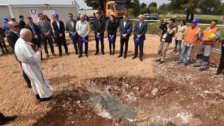 Biograd na Moru: Postavljen kamen temeljac za zabavni park Mirnovec. Foto: Dino Stanin/PIXSELL Biograd na Moru: Postavljen kamen temeljac za zabavni park Mirnovec. Foto: Dino Stanin/PIXSELL