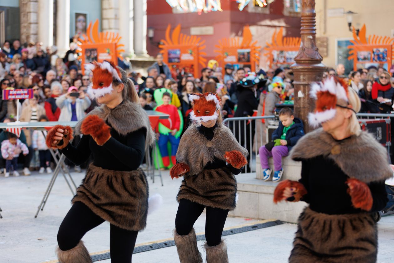 08 Karnevalska povorka Zadar 15.2.2026, Foto Bojan Bogdanić
