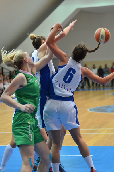 Polufinale doigravanja za prvakinje Hrvatske: ŽKK Zadar – ŽKK Trešnjevka 73-70 Polufinale doigravanja za prvakinje Hrvatske: ŽKK Zadar – ŽKK Trešnjevka 73-70