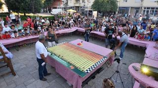 U sklopu Benkovackog kulturnog ljeta Grad Benkovac i Turisticka zajednica Grada Benkovca vec cetvrtu godinu za redom organiziraju manifestaciju Puzevim korakom. Radi se o gastro manifestaciji pripreme i degustacije puzeva. Posjetitelji su imali prilike d U sklopu Benkovackog kulturnog ljeta Grad Benkovac i Turisticka zajednica Grada Benkovca vec cetvrtu godinu za redom organiziraju manifestaciju Puzevim korakom. Radi se o gastro manifestaciji pripreme i degustacije puzeva. Posjetitelji su imali prilike d