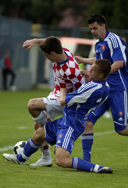 Varazdin, 190510.
Na gradskom stadionu u Varazdinu igra se kvalifikacijska utakmica za europsko prvenstvo U-21 izmedju reprezentacija Hrvatske i Slovacke.
Na slici: Mirko Oremus.
Foto: Zeljko Hajdinjak / CROPIX