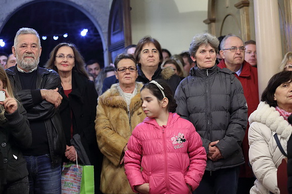 “Božićna čarolija” – koncert klapa u petrčanskoj crkvi sv. Ivana i Pavla “Božićna čarolija” – koncert klapa u petrčanskoj crkvi sv. Ivana i Pavla