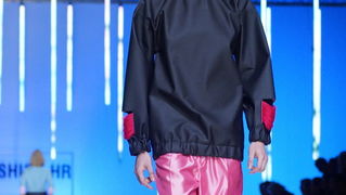 Zagreb, 150313.
Zagrebacki Velesajam.
Odrzana je treca vecer revije Perwoll Fashion.hr na kojoj su svoje kreacije predstavili Martina Felja, Morana Krklec, Young at Squat, Marina Design i Envy Room.
Na fotografiji: kreacije Young at Squat.
Foto: Marko T Zagreb, 150313.
Zagrebacki Velesajam.
Odrzana je treca vecer revije Perwoll Fashion.hr na kojoj su svoje kreacije predstavili Martina Felja, Morana Krklec, Young at Squat, Marina Design i Envy Room.
Na fotografiji: kreacije Young at Squat.
Foto: Marko T