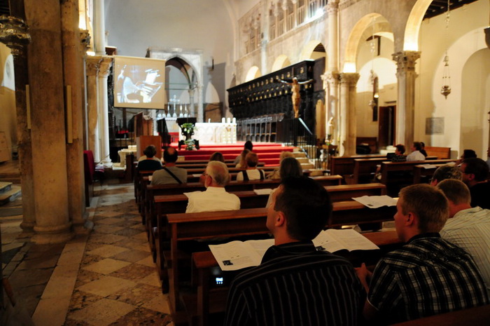 Cantatibus Organis u katedrali svete Stosije, 29. srpnja 2010, Foto. Ivan Dilber Cantatibus Organis u katedrali svete Stosije, 29. srpnja 2010, Foto. Ivan Dilber