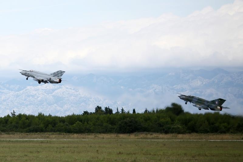 MIG 21 koji se srušio kod Velike Gorice, Foto: Filip Brala/PIXSELL MIG 21 koji se srušio kod Velike Gorice, Foto: Filip Brala/PIXSELL