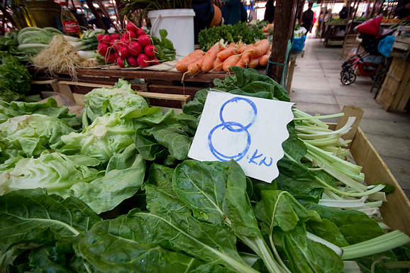 Đir po pijaci, 17. travnja 2012. (foto:Saša Čuka)