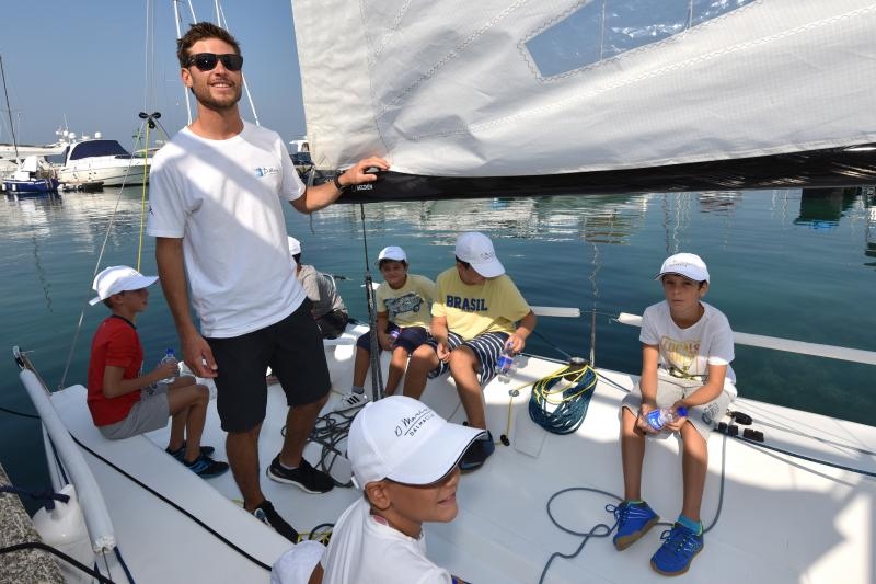 Dan jedrenja: Najmlađi Zadrani uživali u jedrenju sa Šimom i Igorom