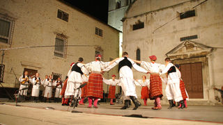 Image 1176163 (auto)