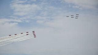 Krila Oluje i Red Arrows preletjeli iznad Zadarskog kanala