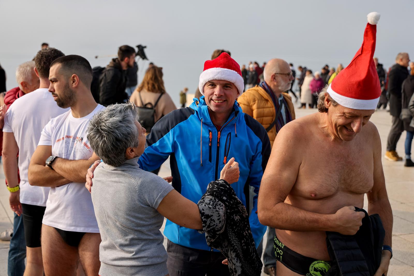 Novogodišnje kupanje na Morskim orguljama