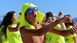 10. dm Millennium Jump na zadarskoj rivi – 3 tisuće skakača poslalo prekrasnu priču u svijet 10. dm Millennium Jump na zadarskoj rivi – 3 tisuće skakača poslalo prekrasnu priču u svijet