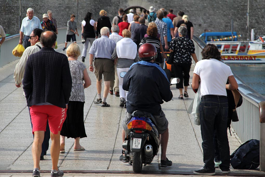 Nacionalna društva Crvenog križa diljem svijeta, potaknuta inicijativom Međunarodne federacije društava Crvenog križa i Crvenog polumjeseca (IFRC), obilježila su i ove godine Svjetski dan prve pomoći. Ovo je bila još jedna prilika da se ukaže na važnost p Nacionalna društva Crvenog križa diljem svijeta, potaknuta inicijativom Međunarodne federacije društava Crvenog križa i Crvenog polumjeseca (IFRC), obilježila su i ove godine Svjetski dan prve pomoći. Ovo je bila još jedna prilika da se ukaže na važnost p