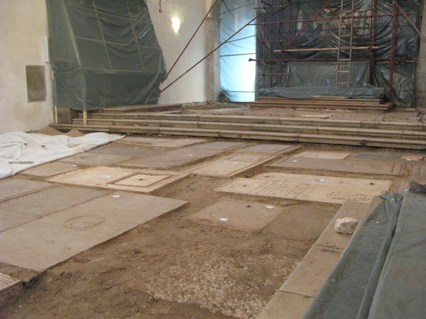 Grobnice u Svetom Frani Grobnice u Svetom Frani