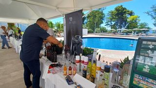 Wine EnoGASTRO Vip Event na terasi hotela Kolovare