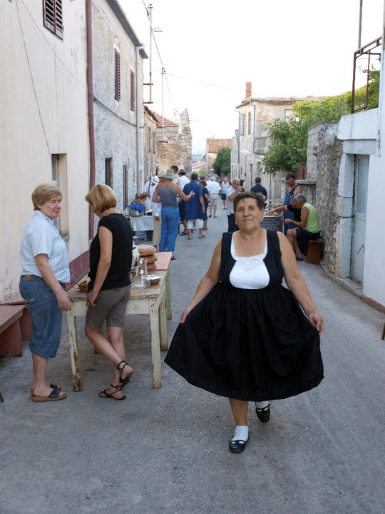 Bokanjac: kuntrada ka nekad 24. srpnja 2010, Foto: Nino Pavic Bokanjac: kuntrada ka nekad 24. srpnja 2010, Foto: Nino Pavic