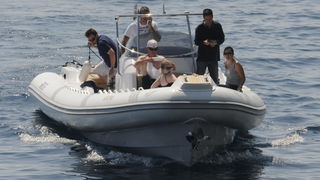 Dubrovnik, 050710.
U Dubrovnik je danas dosao John McEnroe, poznati tenisac koji ce sa Goran Ivanisevicem 08.07.10. odigrati revijalni humanitarni mec za Dubrovacku opcu bolnicu. Mec ce se odigrati na Stradunu ispred Knezeva dvora. John McEnroe stigao je Dubrovnik, 050710.
U Dubrovnik je danas dosao John McEnroe, poznati tenisac koji ce sa Goran Ivanisevicem 08.07.10. odigrati revijalni humanitarni mec za Dubrovacku opcu bolnicu. Mec ce se odigrati na Stradunu ispred Knezeva dvora. John McEnroe stigao je