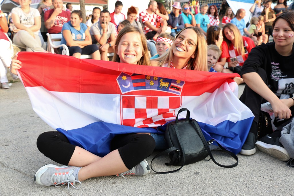 Virski navijači podržali Vatrene Virski navijači podržali Vatrene