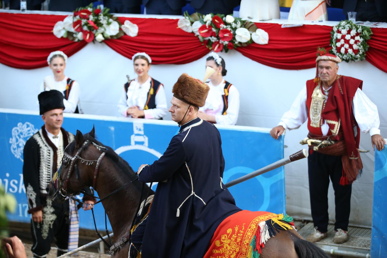 Ivo Zorica slavodobitnik je 308. Sinjske alke