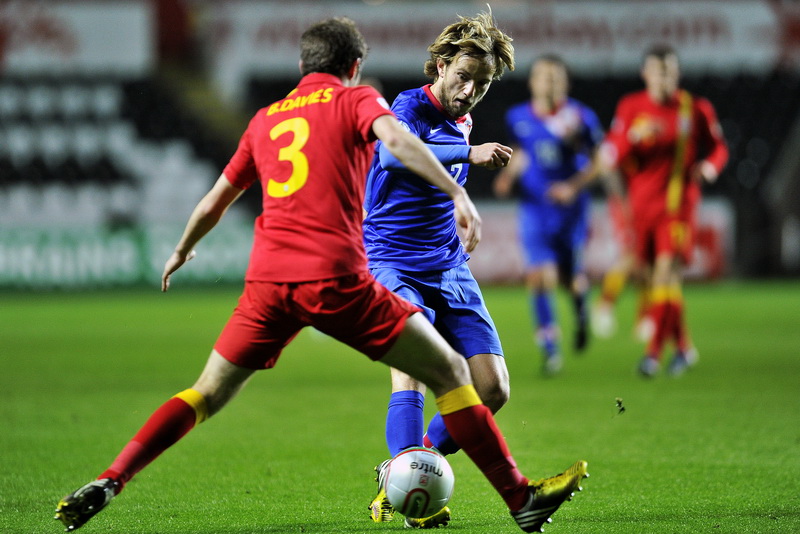 Swansea (Wales), 260313.
Stadion Liberty.
Kvalifikacijska utakmica za Svjetsko prvenstvo u Brazilu 2014. godine, izmedju reprezentacija Walesa i Hrvatske.
Na fotografiji: Ivan Rakitic.
Foto: Boris Kovacev / CROPIX Swansea (Wales), 260313.
Stadion Liberty.
Kvalifikacijska utakmica za Svjetsko prvenstvo u Brazilu 2014. godine, izmedju reprezentacija Walesa i Hrvatske.
Na fotografiji: Ivan Rakitic.
Foto: Boris Kovacev / CROPIX