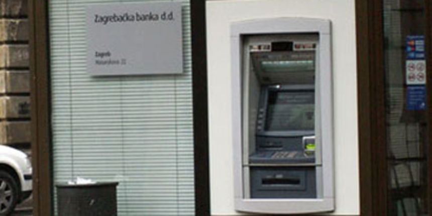 Bankomat (Foto: Totalportal.hr) Bankomat (Foto: Totalportal.hr)