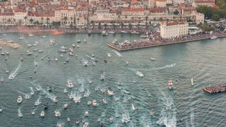 Splićani ispratili Olivera na posljednju plovidbu – fotografije iz zraka