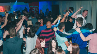 Zadarska večer s Ivicom Sikirićem Ićom u Hitch baru, 8.5.2015. (Foto: Ivan Toman) Zadarska večer s Ivicom Sikirićem Ićom u Hitch baru, 8.5.2015. (Foto: Ivan Toman)