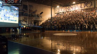 Humanitarno gledanje utakmice Zadar-Cibona (85-84) u Jazinama Humanitarno gledanje utakmice Zadar-Cibona (85-84) u Jazinama