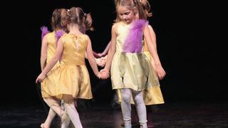 HKK Zadar – Plesna predstava: “Problemi jedne klinceze” (foto: Marin Gospić)