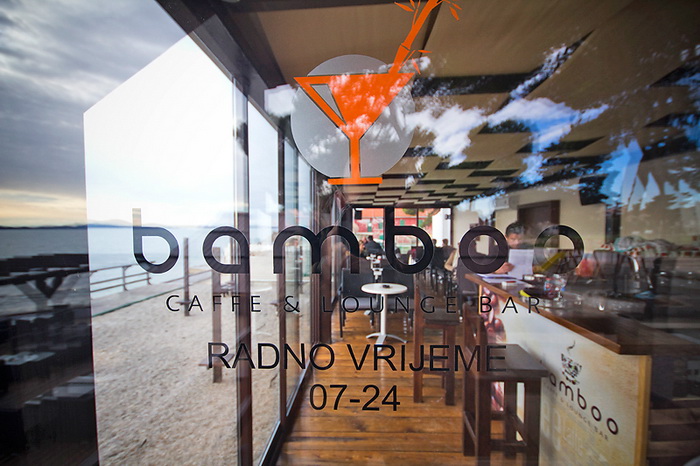 Bamboo Coffe & Lounge Bar na Puntamici, Foto: Saša Čuka Bamboo Coffe & Lounge Bar na Puntamici, Foto: Saša Čuka
