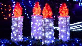 24.12.2014., Cazma, Grabovnica – Obitelj Salaj svoje imanje ukrasila je s milijun i petsto tisuca lampica povodom Bozicnih i Noogodisnjih blagdana. Bozicnu pricu svake godine posjecuju mnogobrojni turisti. Photo: Marko Prpic/PIXSELL