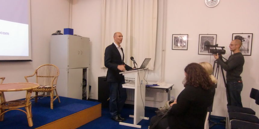 Dario Vucenovic, tribina u gkzd