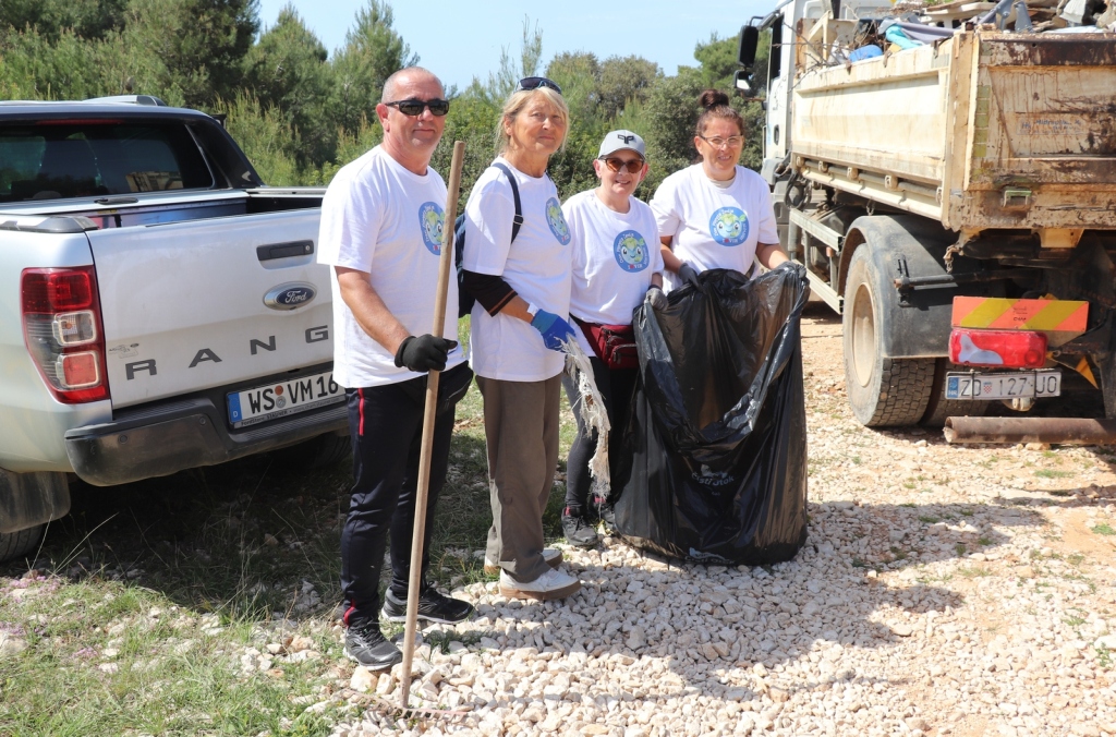 Dan planeta Zemlje – eko akcija na Viru Dan planeta Zemlje – eko akcija na Viru