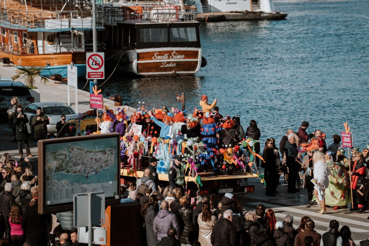 092 Karnevalska povorka Zadar 15.2.2026, Foto Matija Lipar