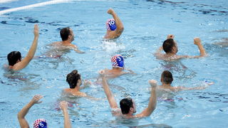 Zagreb, 090910.
Bazen Mladosti na Savi.
29. Europsko prvenstvo u vaterpolu,
Polufinalna utakmica Hrvatska -Srbija.
Foto: Goran Mehkek / CROPIX