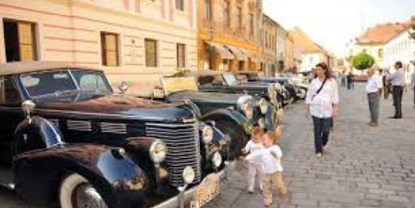 U Zagrebu održan 7. Old school Desant Ferdinand Budicki, foto: vecernji.hr U Zagrebu održan 7. Old school Desant Ferdinand Budicki, foto: vecernji.hr