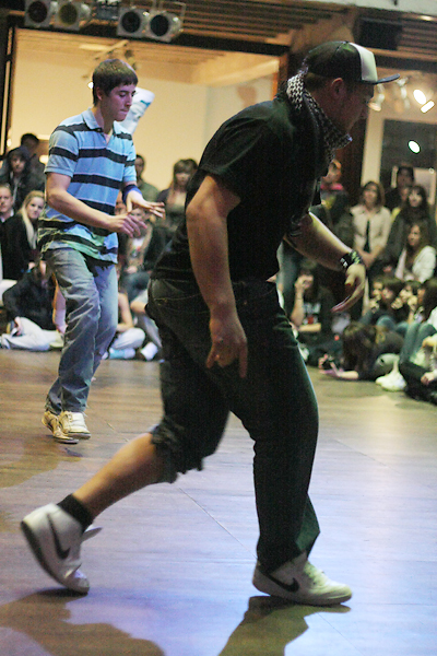 Image 1038887 (auto)