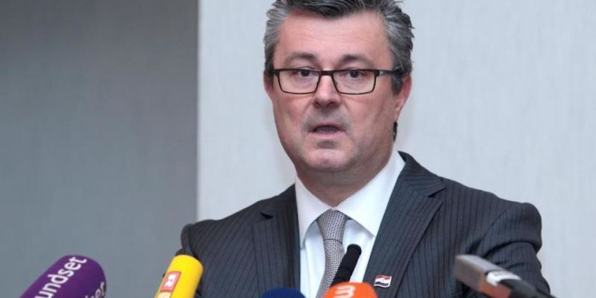 Mandatar Tihomir Oreskovic u hotelu Sheraton objavio imena novih ministara u novoj vladi. Photo: Patrik Macek/PIXSELL