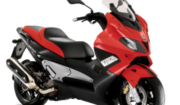 Motocikl Gilera Nexus 500