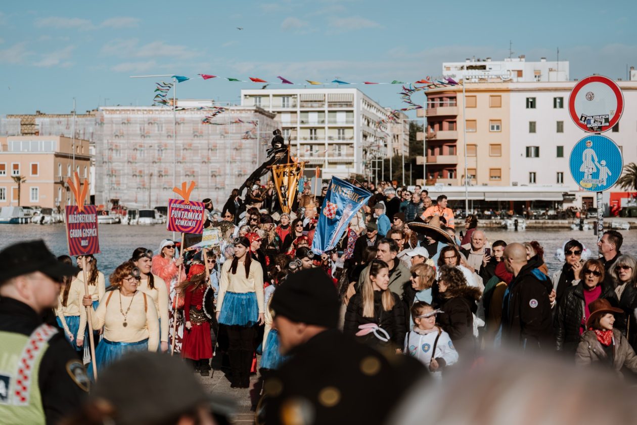 094 Karnevalska povorka Zadar 15.2.2026, Foto Matija Lipar