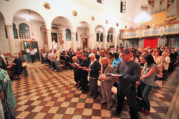 Svečana večernja misa u crkvi Sv.Šime (foto:Saša Čuka)