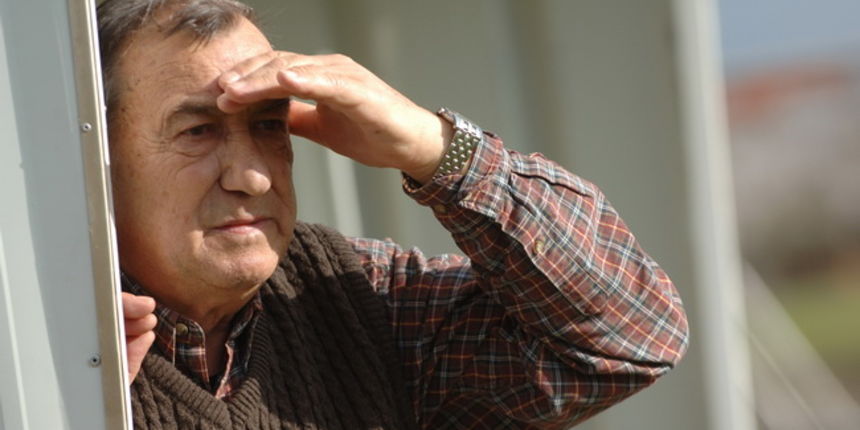 Biograd, 180210.
Igraliste Kazimir i Silvestar
Prijateljska nogometna utakmica Primorac – Hajduk.
Na fotografiji: trener Hajduka Stanko Poklepovic.
Foto: Andrija Lucic / CROPIX