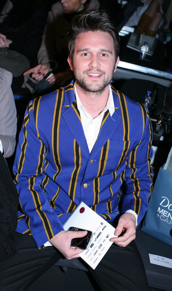 Image 1010981 (auto) Image 1010981 (auto)