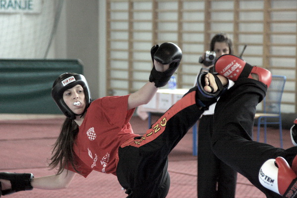 Kickbokseri KBK Benkovac nastupili u Tesnju (BIH), Foto: Sasa Cuka