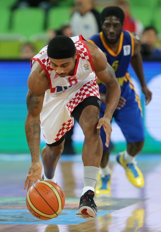 Arena Stozice, Ljubljana, Slovenija – Europsko prvenstvo u kosarci Eurobasket Slovenija 2013., cetvrtfinale, Hrvatska – Ukrajina. Krunoslav Simon. Photo: Igor Kralj/PIXSELL Arena Stozice, Ljubljana, Slovenija – Europsko prvenstvo u kosarci Eurobasket Slovenija 2013., cetvrtfinale, Hrvatska – Ukrajina. Krunoslav Simon. Photo: Igor Kralj/PIXSELL