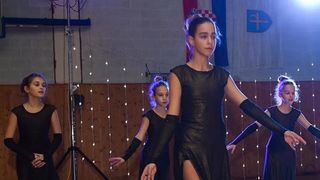 Plesna Božićna čarolija na otoku Pagu