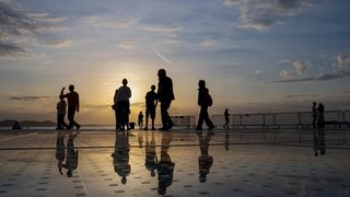 Zadar: Turisti uživaju u zalasku sunca