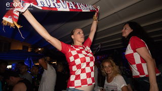 Čudesna noć: Velika fešta ulicama Zadra nakon plasmana Vatrenih u finale SP Čudesna noć: Velika fešta ulicama Zadra nakon plasmana Vatrenih u finale SP