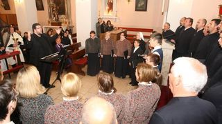 Koncertom bratovštine Presvetog oltarskog sakramenta župe Marijina Uznesenja iz Jelse na otoku Hvaru, obilježene su pjesme Velikog tjedna i procesija Za Križen, Foto: Dino Stanin/PIXSELL